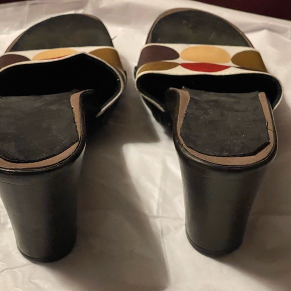 Onesoles, size 8 brown sandal with 3” brown heel, GUC - Picture 3 of 3